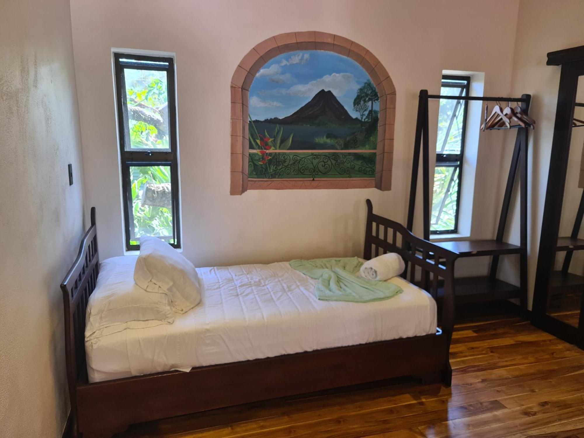 Hona Beach Hotel Dominical Chambre photo